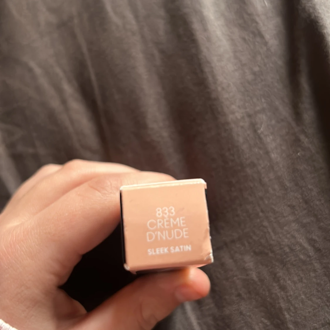 MAC Satin Lipstick Creme d'Nude - 1