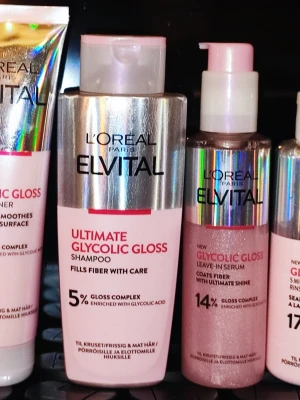 Elvital Glycolic Gloss  - L'Oréal Elvital Glycolic Gloss: Lamination 200ml, shampoo 200ml, Conditioner 150ml, Serum 150ml. Nytt i oöppnad förpackning. Priset är för 4 produkter 