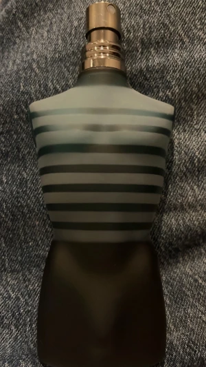 Le Male parfym Jean Paul Gaultier - Klassiska Le Male edt från Jean Paul Gaultier. Nästan oanvänd.