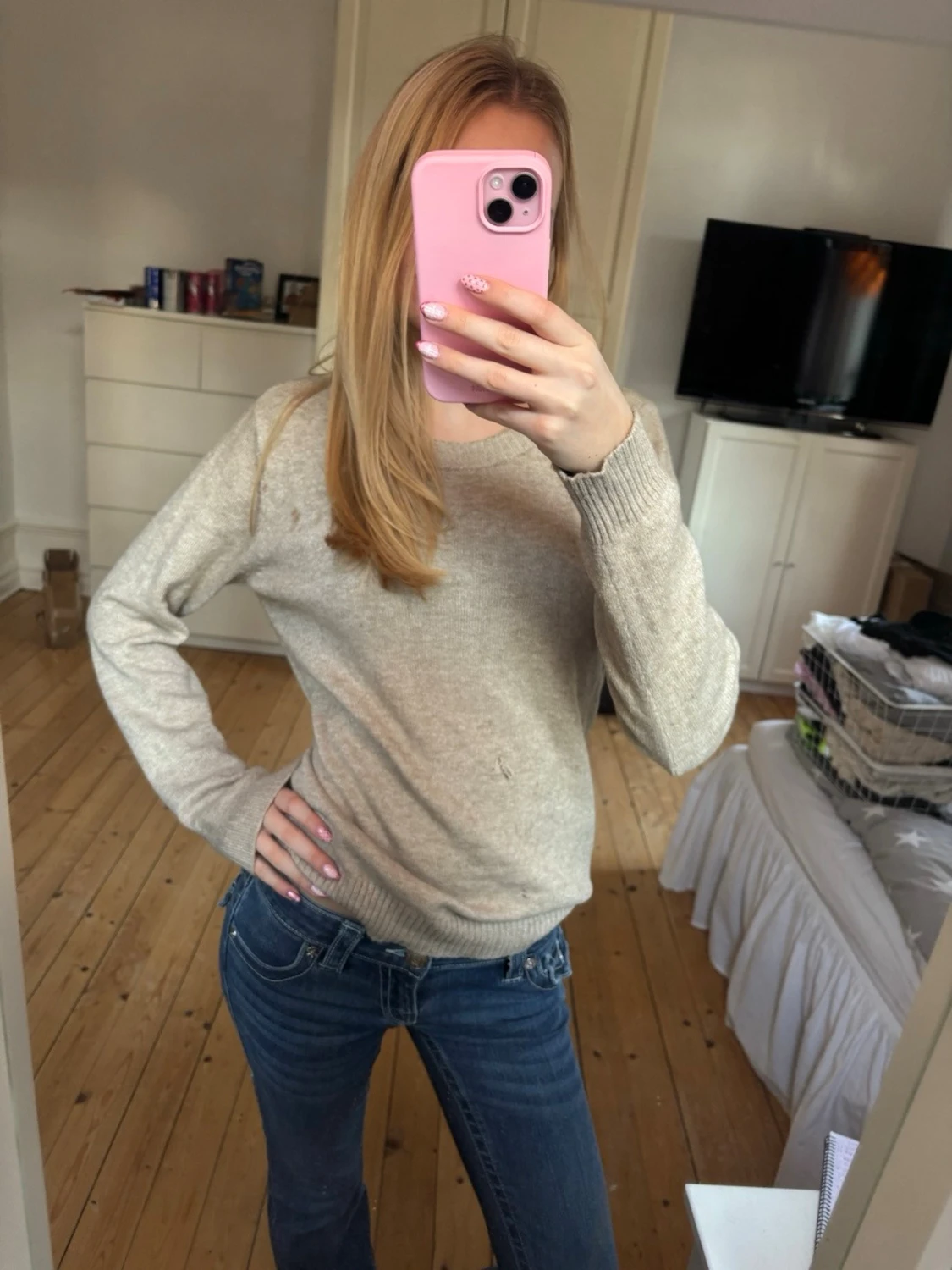 Beige stickad tröja - 1