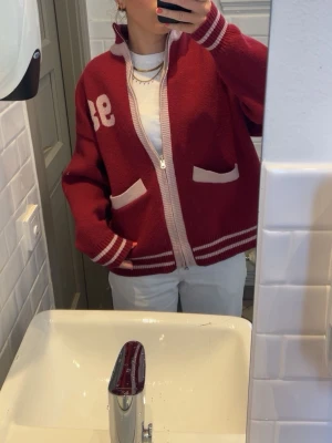 Edikted kofta  - INTRESSEKOLL!! Supersnygg och cool kofta från edikted! Storlek S🩷🩷slutsåld