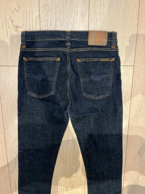 Nudie jeans - Skick: 9.5/10 | modell: High  | storlek 30/32 men sitter som 29/32 i slim fit 