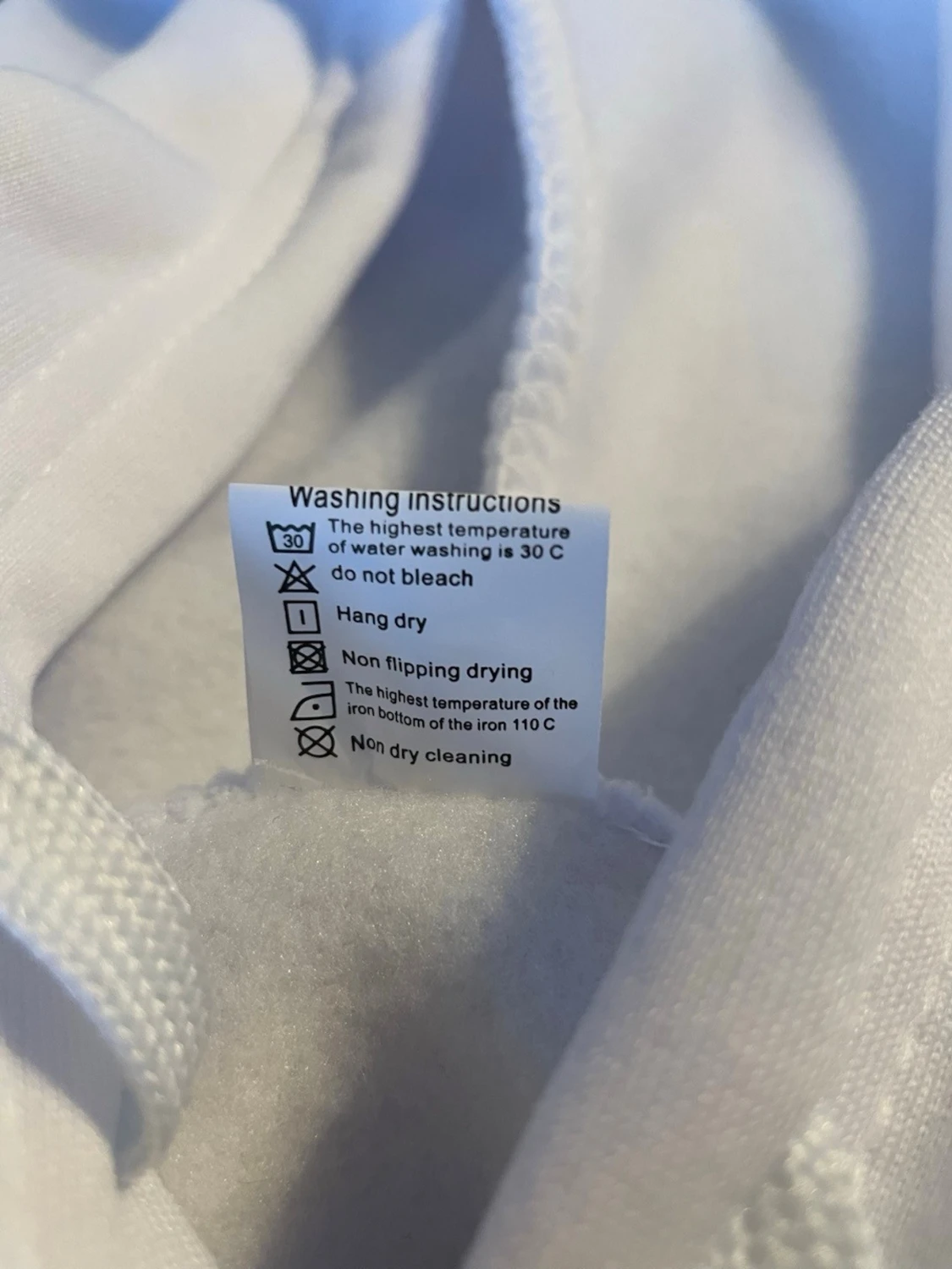 Vit hoodie med magficka och huva - 3