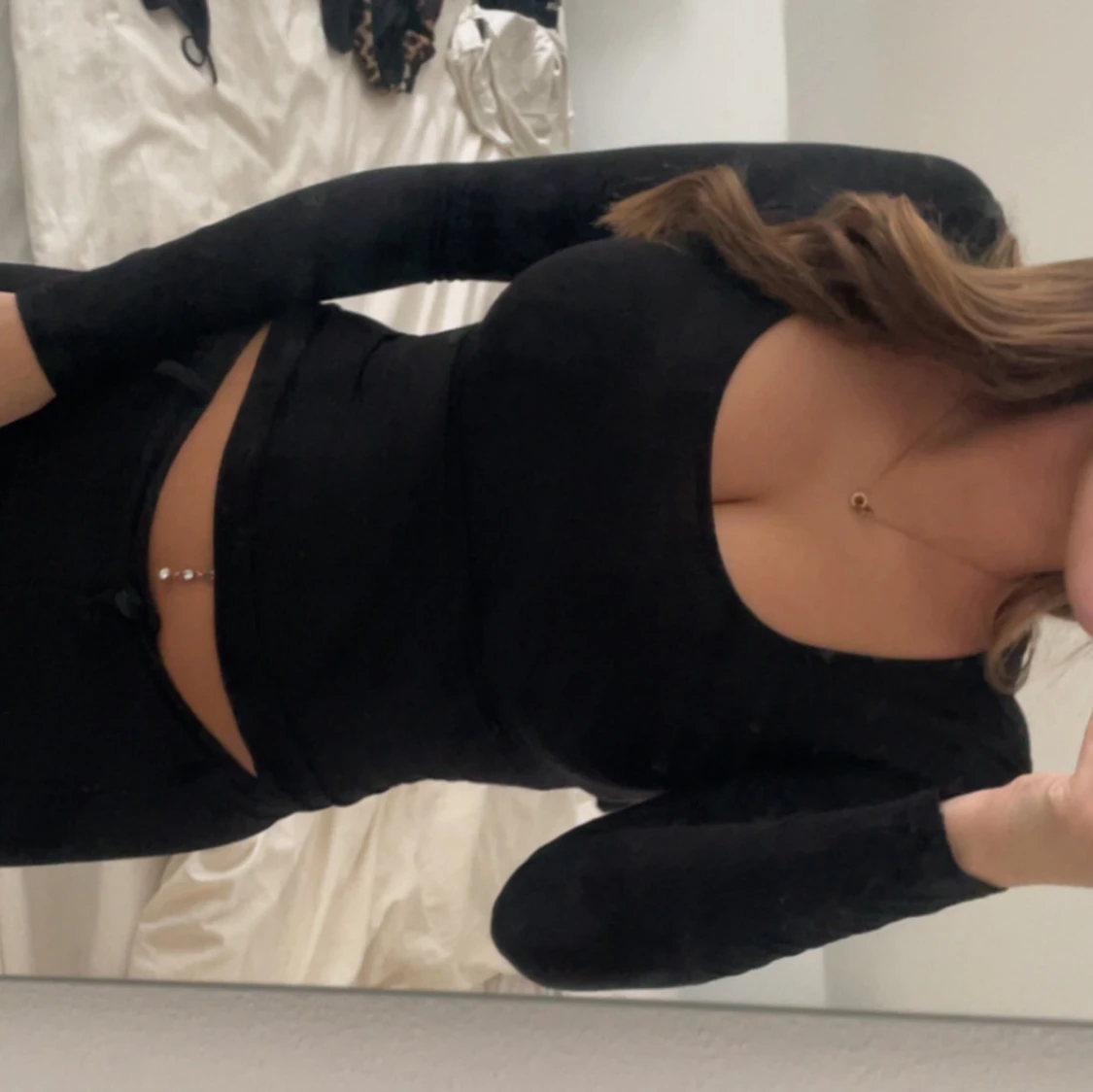 Svart långärmad topp