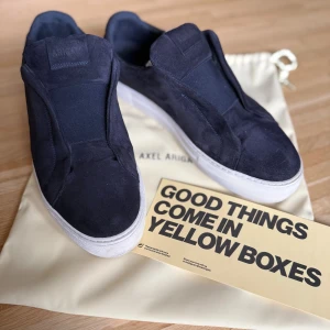 Axel Arigato Clean 360 Laceless - Mycket bra skick. Skickas i originalkartong, Nypris 2700:-