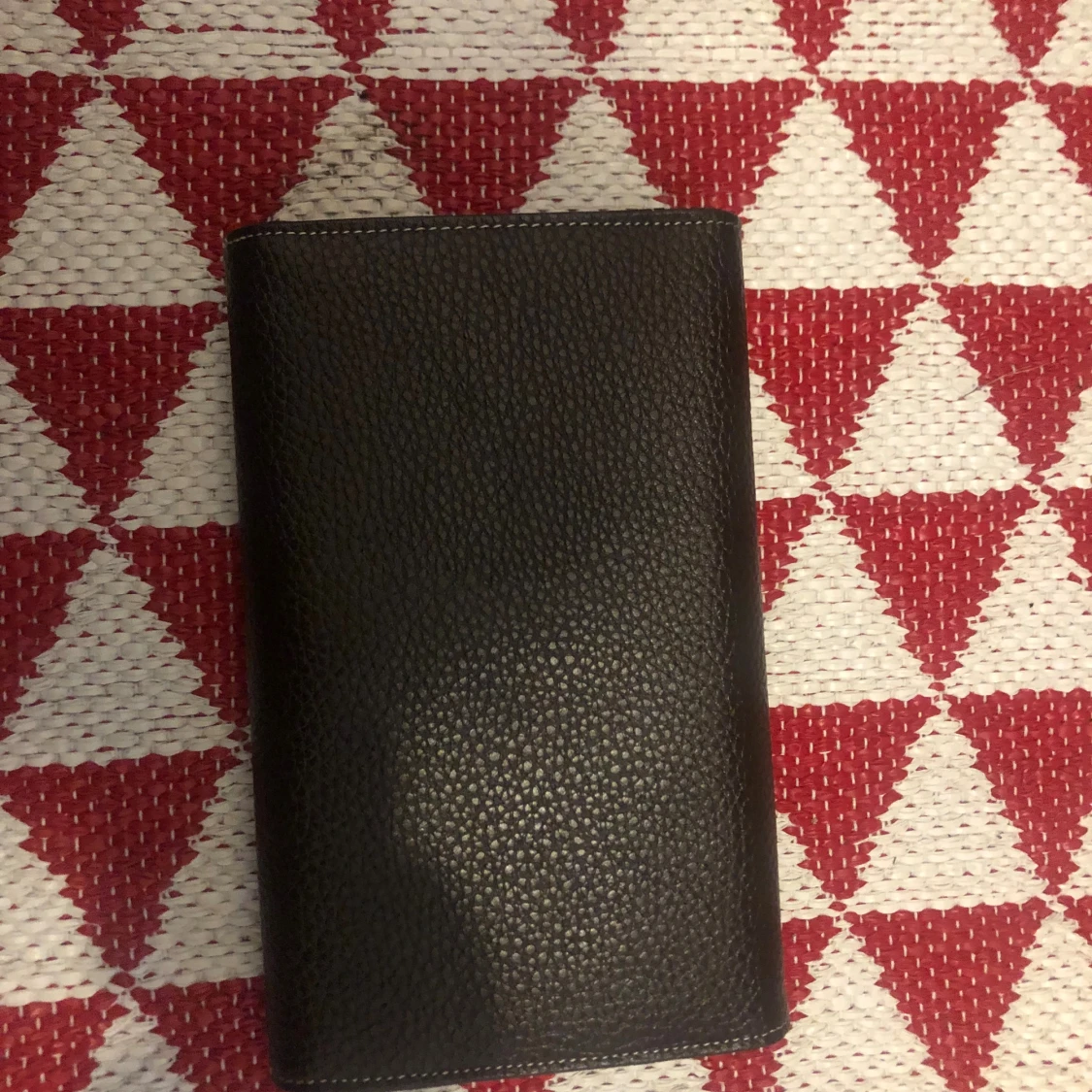 brun plånbok med hjärtformade fack - 2