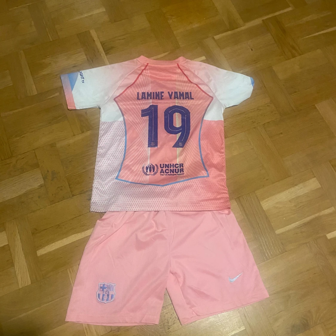 Barça Lamine Yamal matchtröja rosa Nike