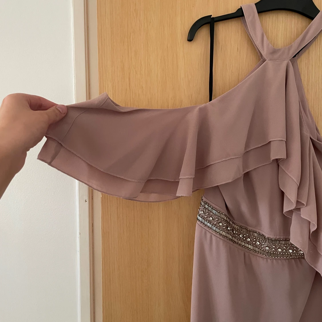 Ljuslila långklänning från  - 2