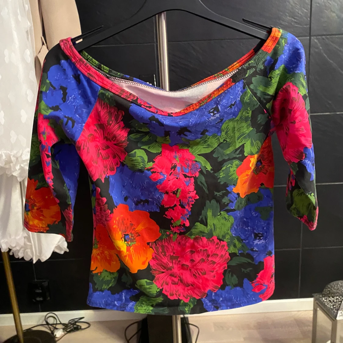 Blommig topp från BikBok