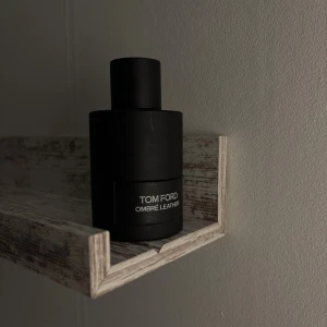 TOM FORD Ombre Leather 100ml - Parfymen är helt ny och använts 2-5 sprut!🍀