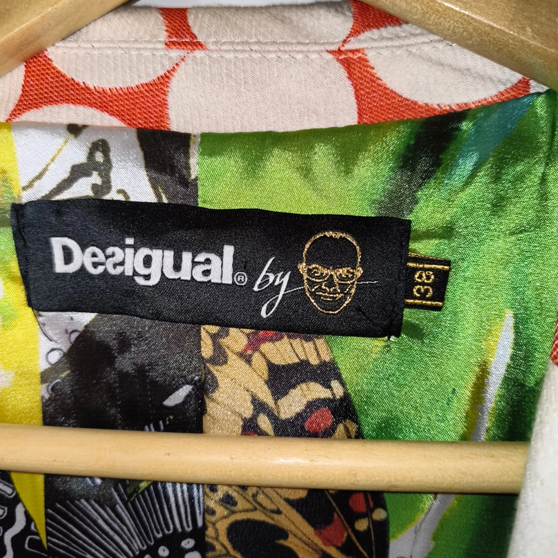 Desigual kavaj med stora prickar 38 size - 1
