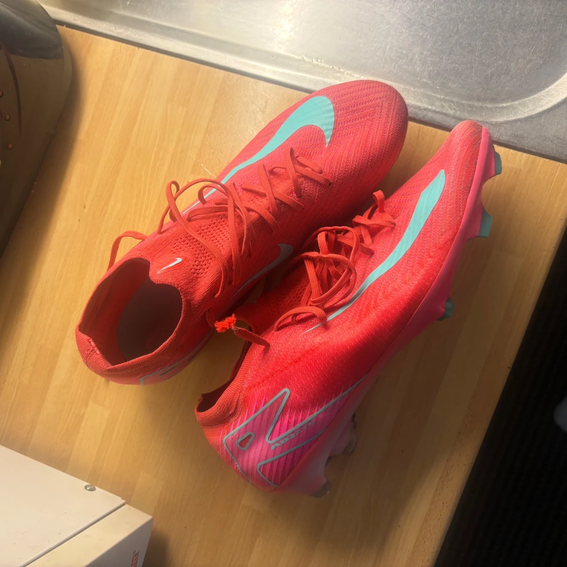 Nike Mercurial rosa fotbollsskor - 1