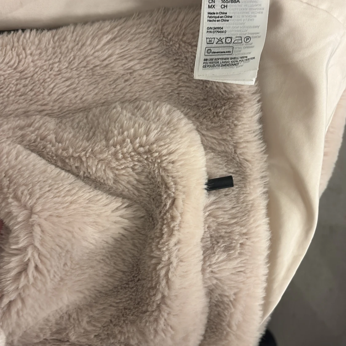 Beige teddyjacka från H&M Divided - 3