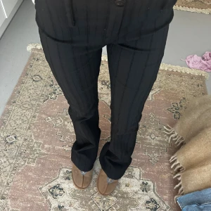 Lågmidjade kostymbyxor - Så snygga!