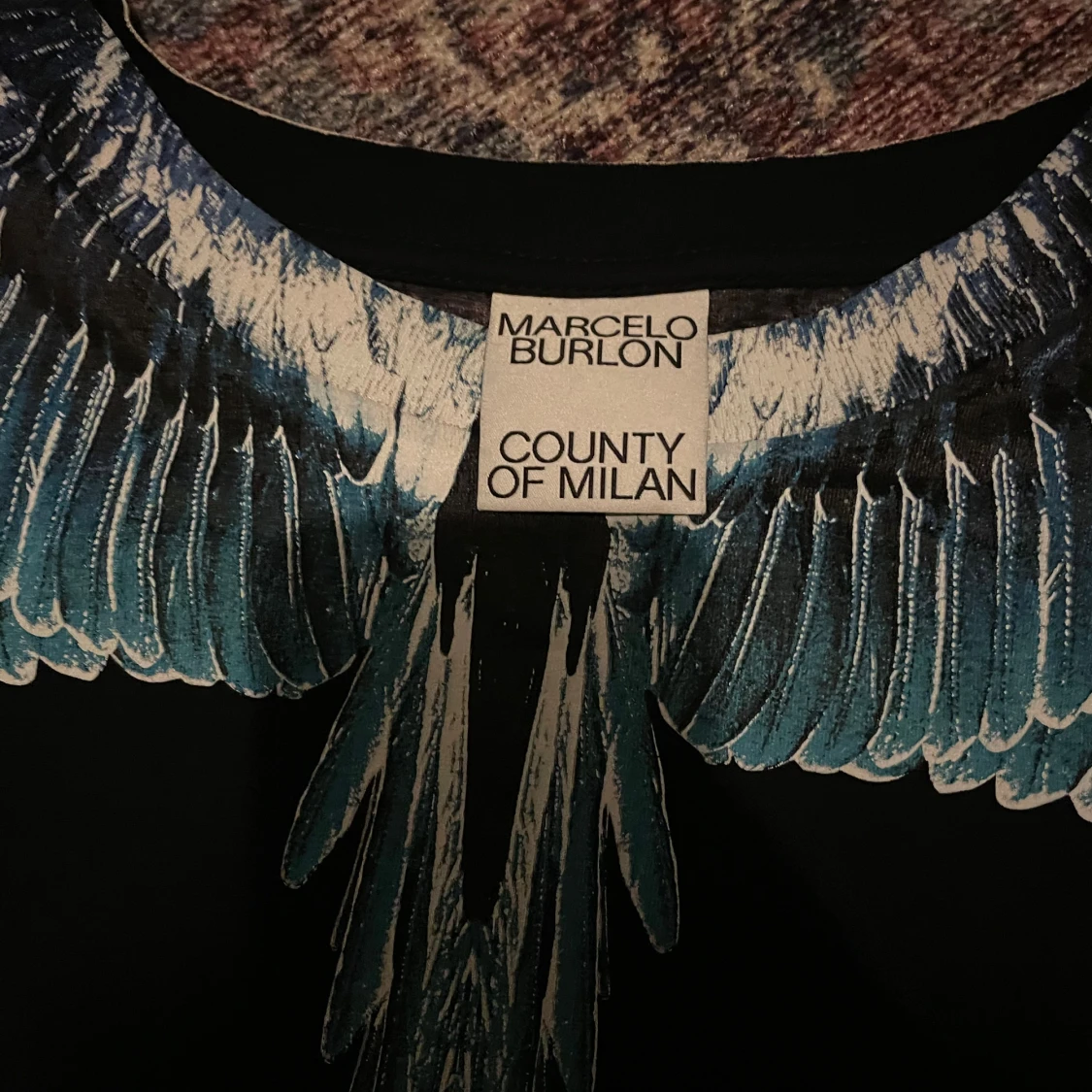 Svart tröja med blått vingtryck Marcelo Burlon - 1