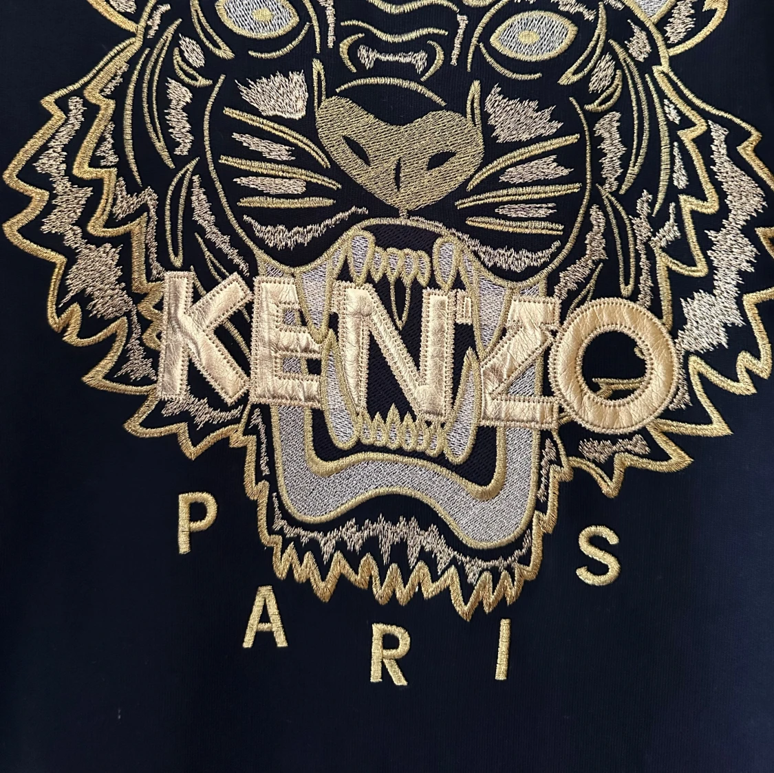 Svart sweatshirtklänning från Kenzo - 1