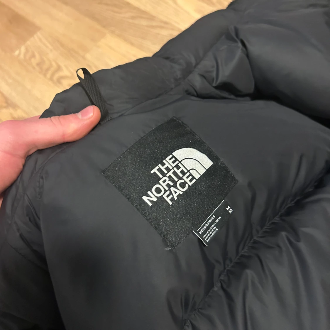 Svart pufferjacka från The North Face - 3