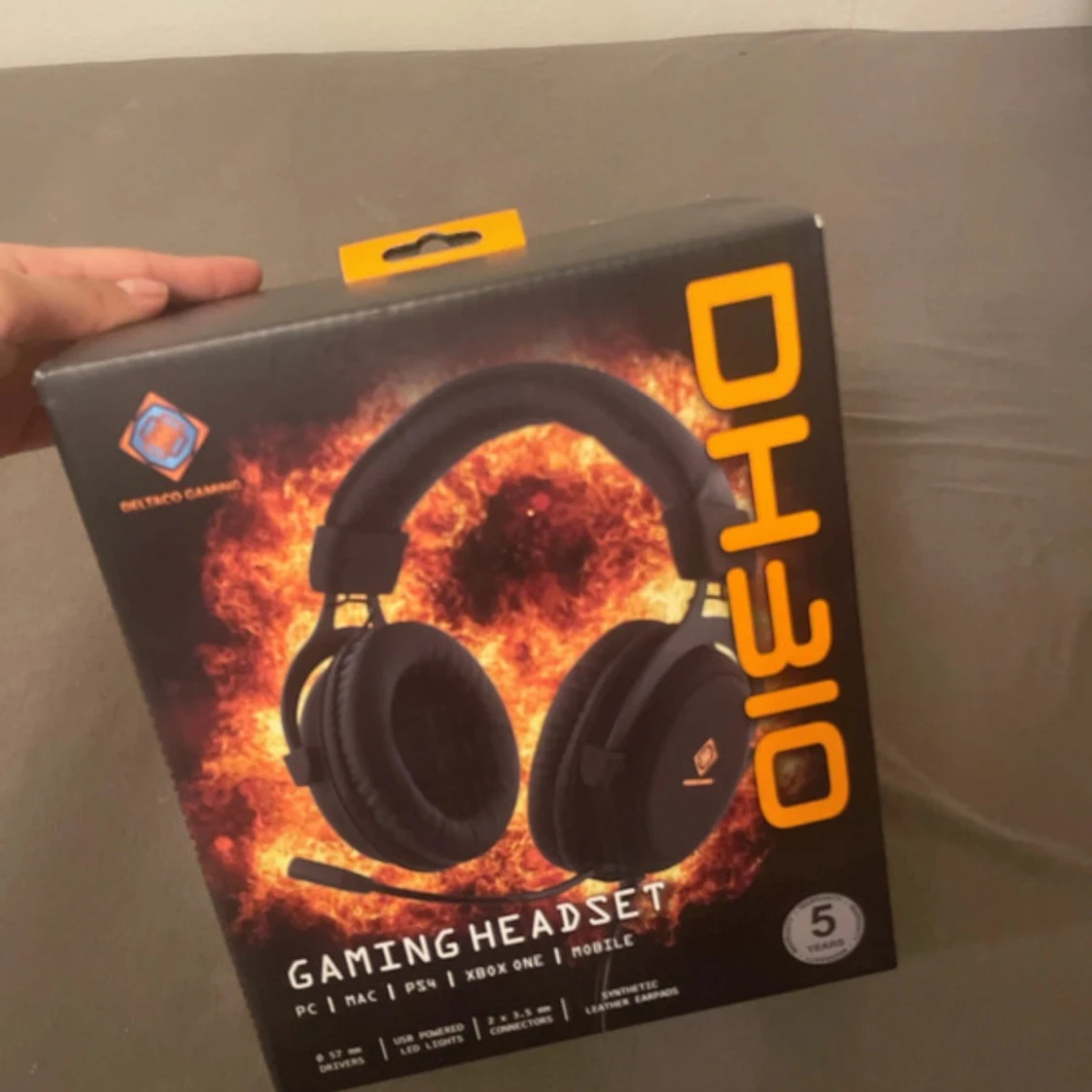 DH310 Gaming Headset - 1