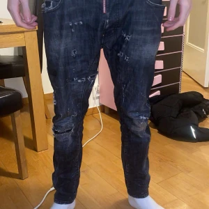 Dsquared2 jeans - Går diskutera priset 