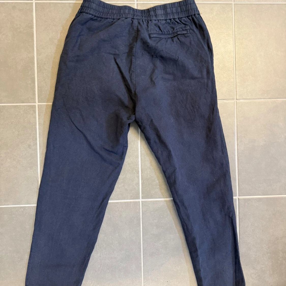 Mörkblå linnebyxor från Samsøe Samsøe - 3