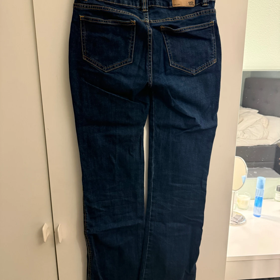 Mörkblå jeans från 157 Paris Crease - 2