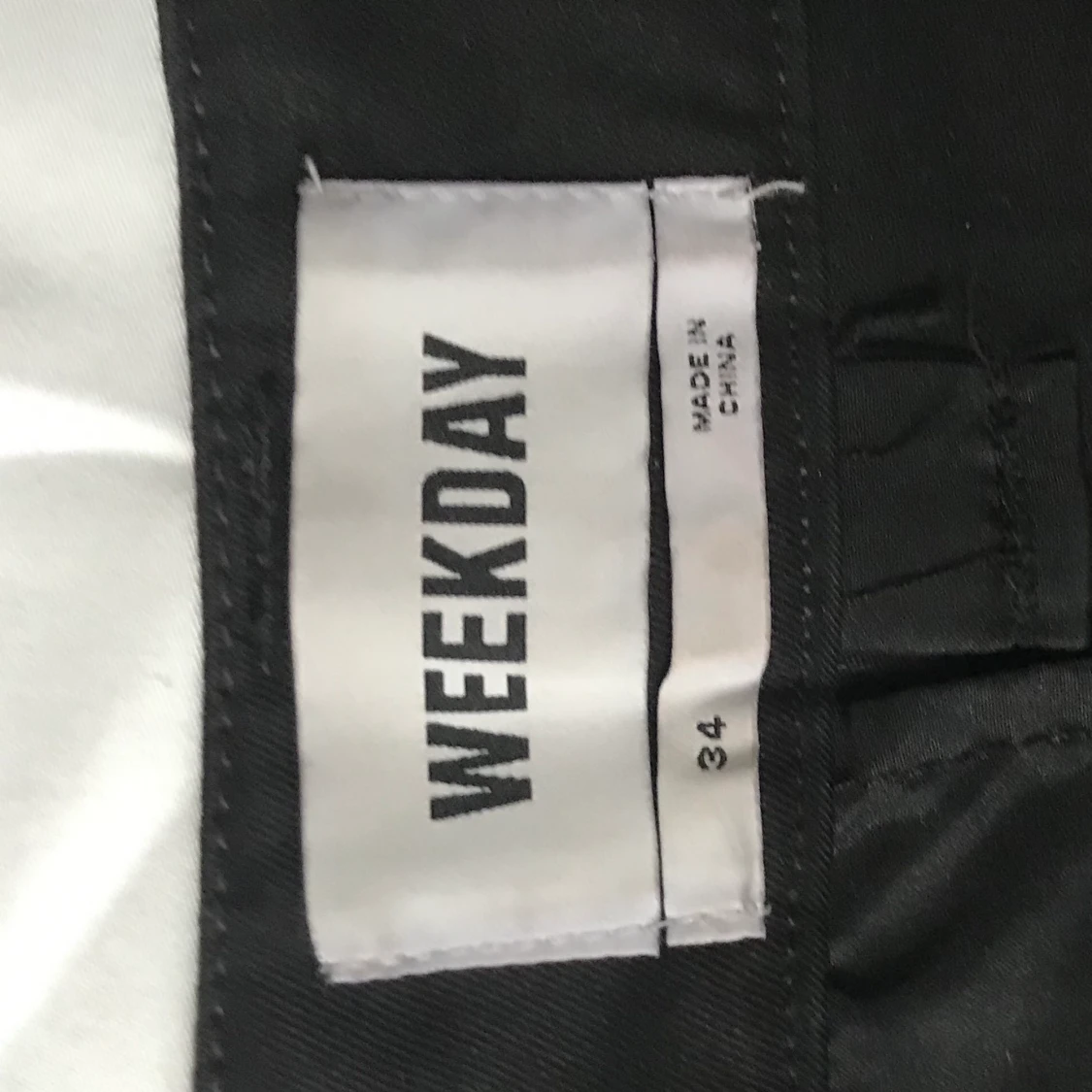 högmidjade kostymbyxor  - 90