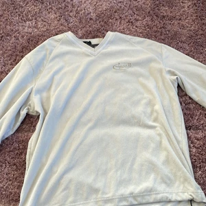 Nike fleece ”deutsche bank” - Vintage fleece från Nike för en tysk bank 😍👊🏽 Very rare 