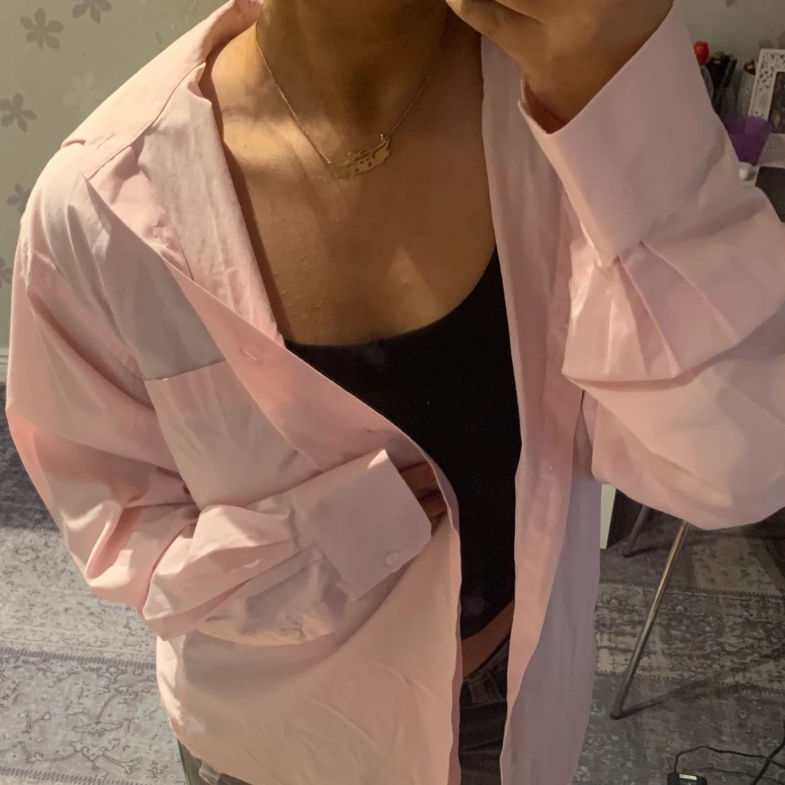 ljusrosa skjorta  - 90