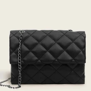 Väska - Helt oanvänd väska köpt för 159kr. Kommer inte till andvändning 