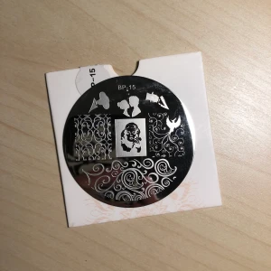 Nagelstamp  - Säljer pga kommer inte till användning.