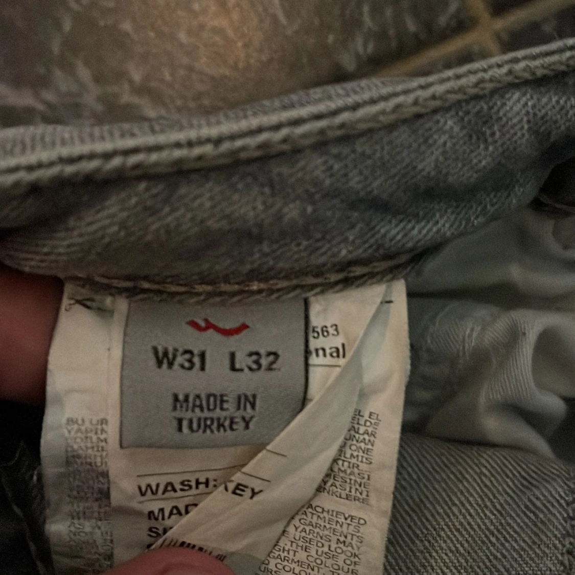 Ljus grå jeans 31/32 - 91