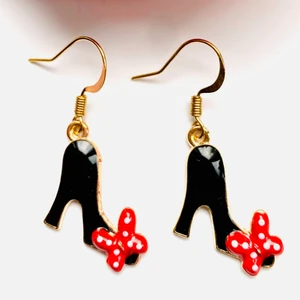 Shoes örhängen ❤️ - Nickelfria krokar och fri frakt ❤️