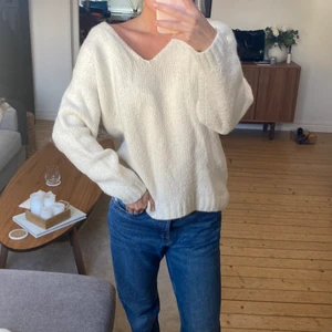 Stickad tröja - Gosig tröja i superfint skick!