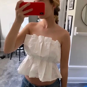 Topp - Fin topp från zara i storlek s. Lånad bild, vet ej från vem.