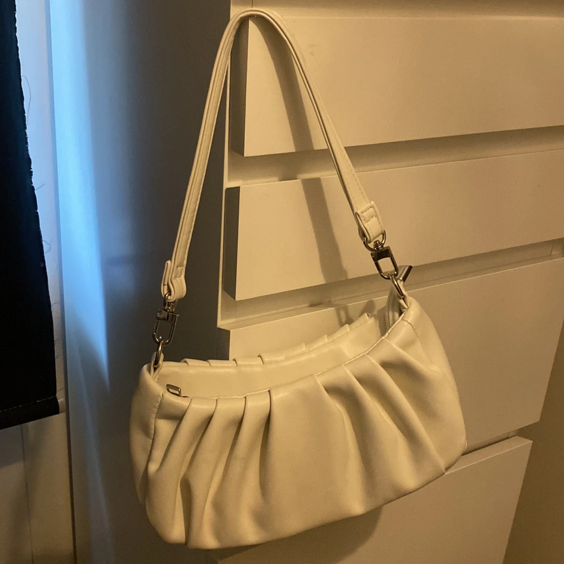 Vit Handväska