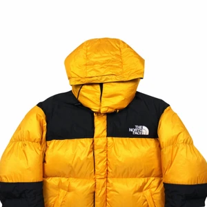 The north face baltoro jacka - Sällsynt modell som inte längre säljs.  Använd sparsamt inga hål eller liknande. Köpt för 3800  Säljer för 1900