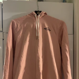 Tröja  - En tjock tröja 