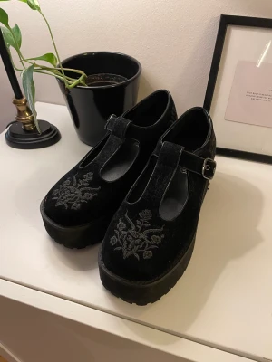 Killstar maryjanes  - Mary Janes från killstar  Använda ett par gånger Storlek 38  