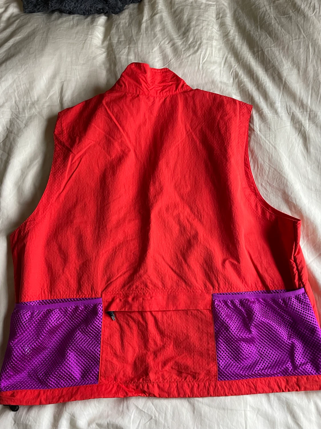 NIKE ACG Vest L - 90
