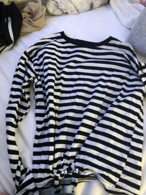 Tröja - Kommer inte till användning längre 