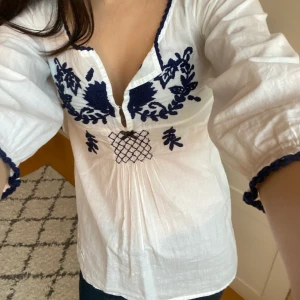 Odd Molly topp - Intressekoll på min odd Molly topp i storlek 0 som motsvarar XS tror jag 🥰 köparen står för frakt!