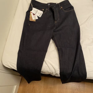 Evisu baggy byxor Waist 32 in (helt nya)  - Byxor köpta från japan  Säljer dom på grund av att dom inte passar