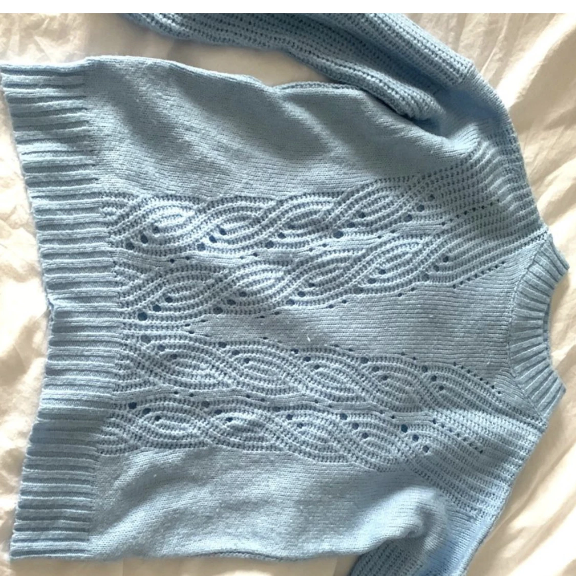 Ljusblå tröja - 90