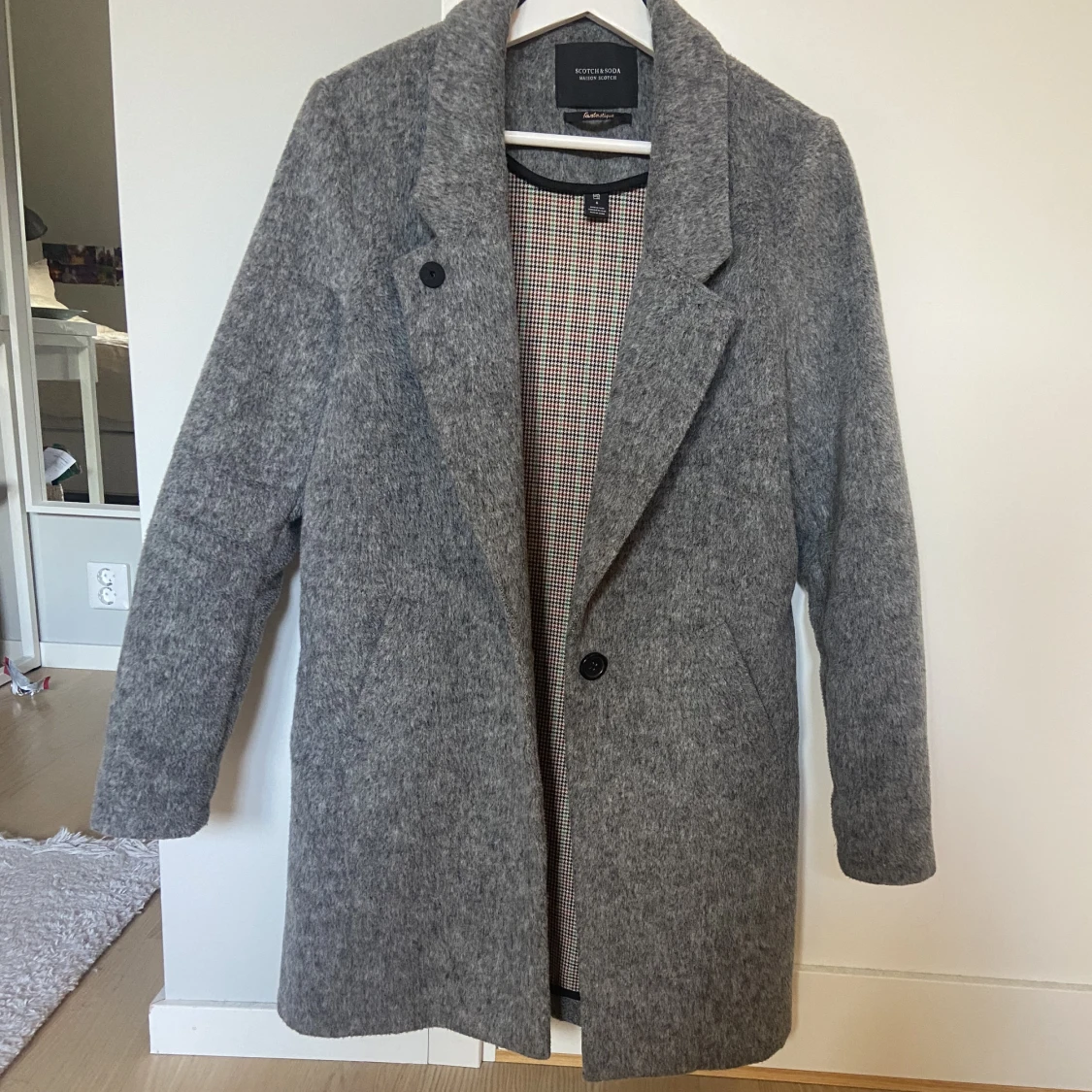 Grå kappa - 91