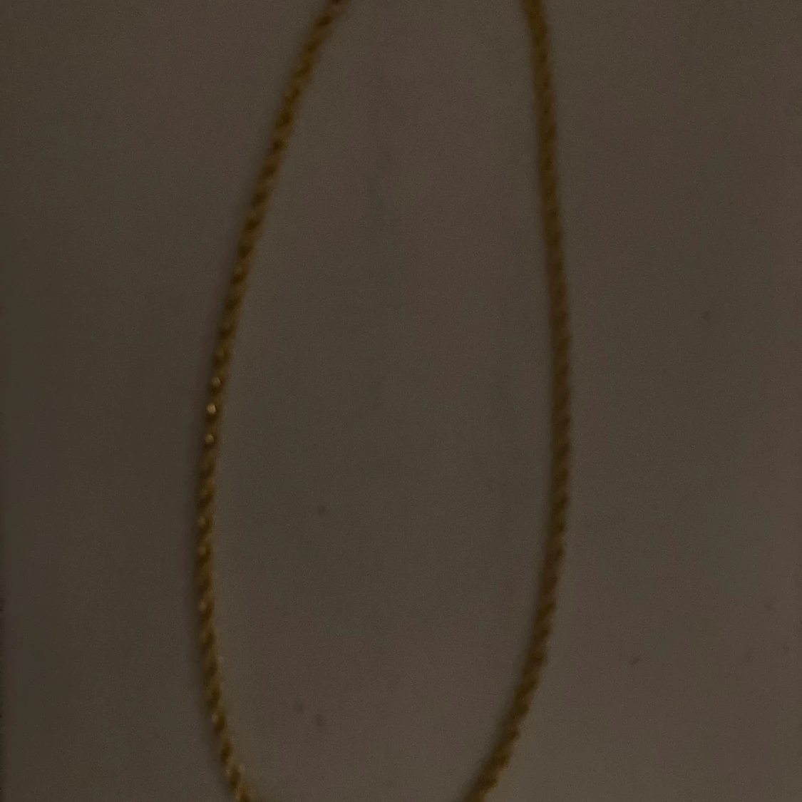 Guld och silver halsband 