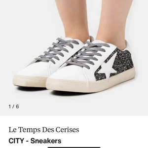 Le temps skor - Säljer mina så fina le temps skor då de aldrig satt bra på min fot och därför är de näst intill oandvända. De är helt slutsålda på zalando och väldigt efterfrågade❤️