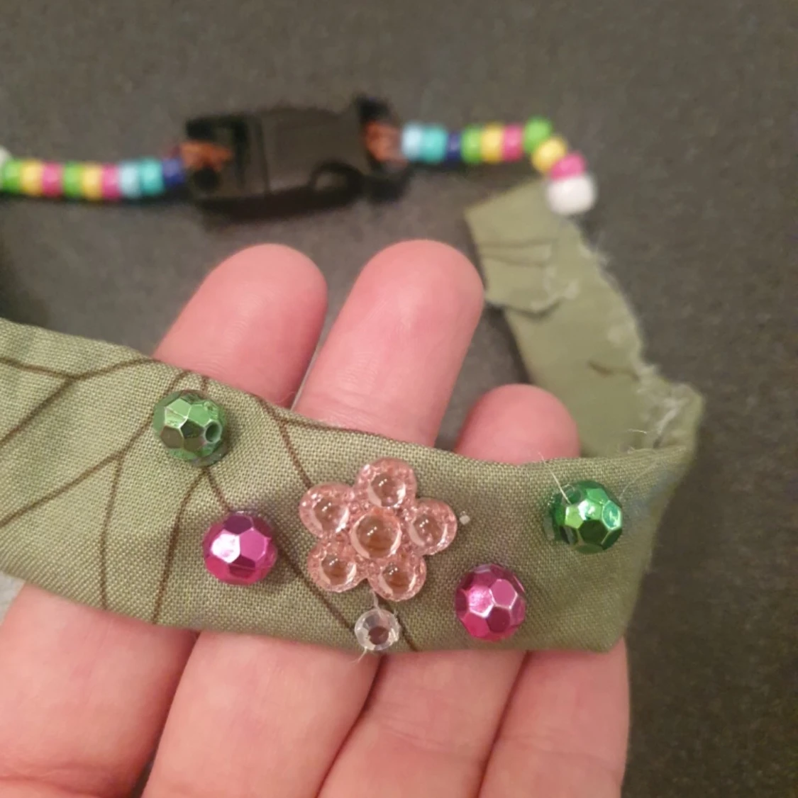 Jätte fint hundhalsband!  - 90