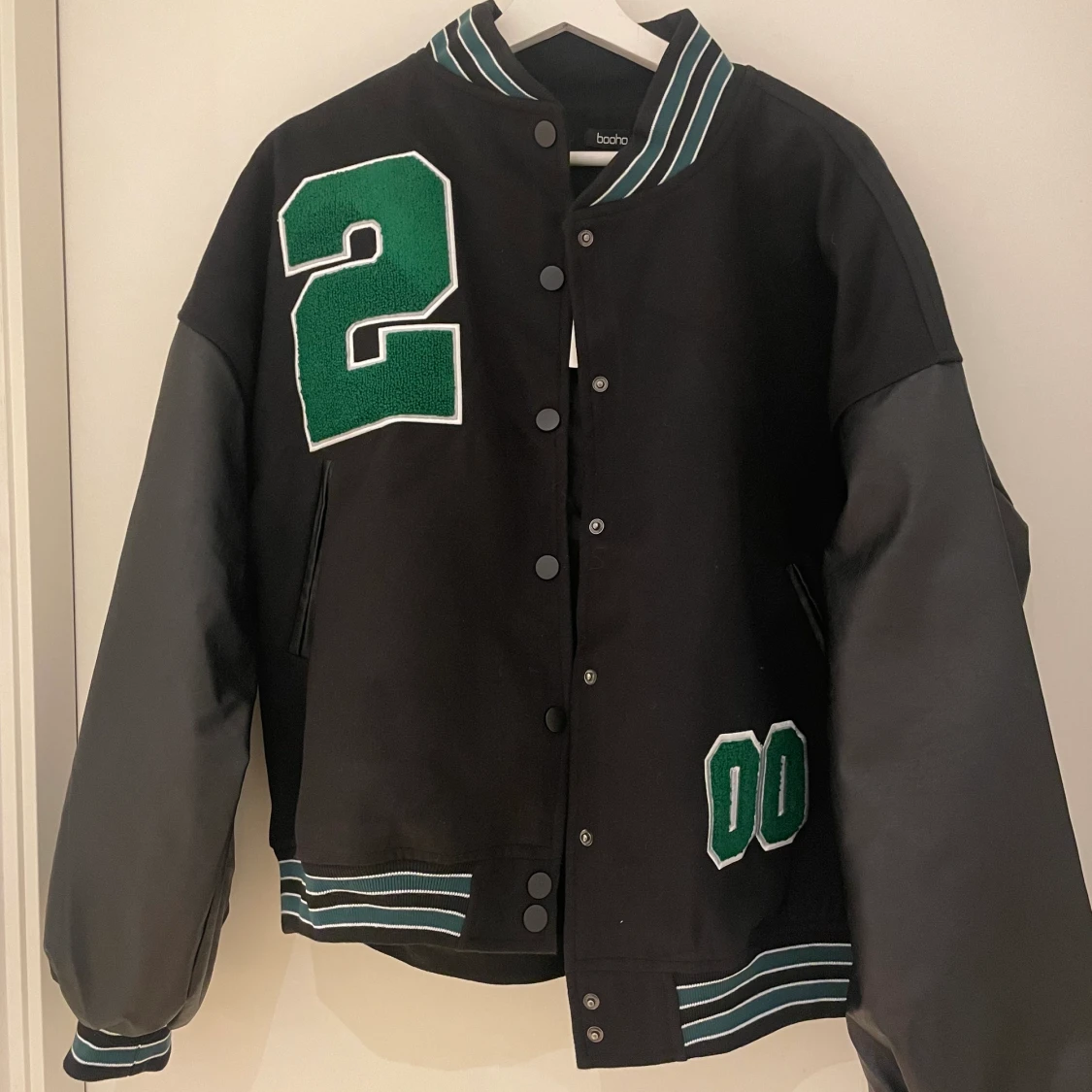 Boohoo college-jacka stl 34 - 90