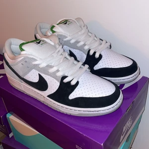 Sb Dunks Chlorophyll  - Helt nya, kvitto finns! Skriv för mer bilder. Köparen står för frakt.