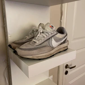 Nike LD Waffle Sacai ”summit white” - Låda och kvitto medföljer